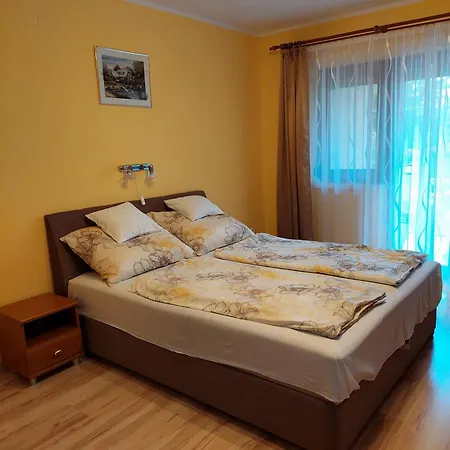 Arany Apartmanhaz Lägenhet Siófok