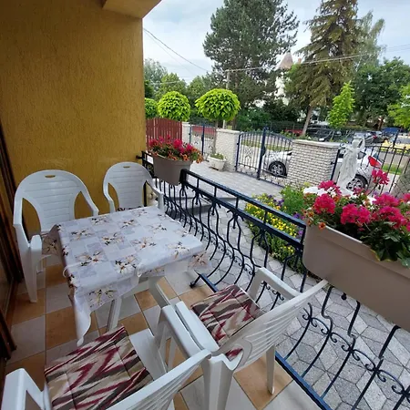 Arany Apartmanhaz Siofok *